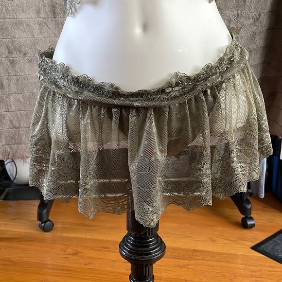 Army Green NWOT Lingerie Set Top And Skirt Bottom - Picture 3 of 3
